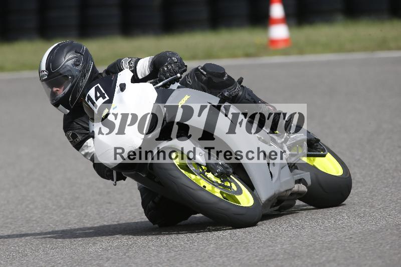 /Archiv-2023/53 31.07.2023 Dunlop Ride und Test Day ADR/Gruppe gelb/14